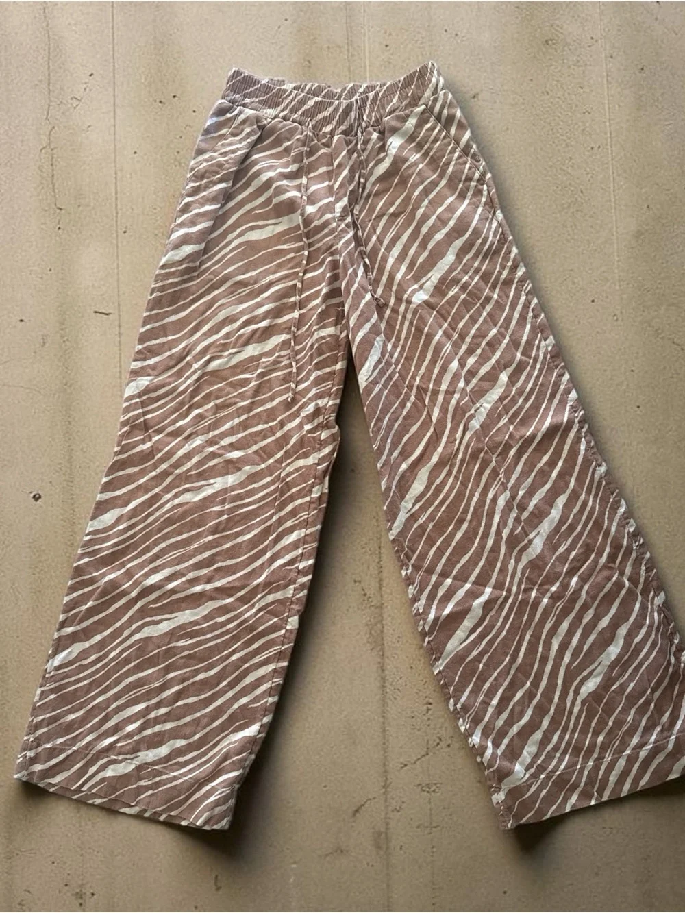 Men's Casual Zebra-Stripe Wide Leg Pants - Beige